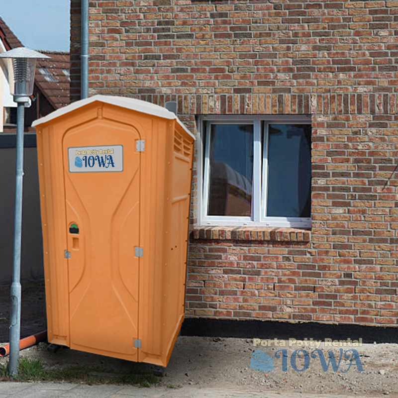 portable potty rental Iowa